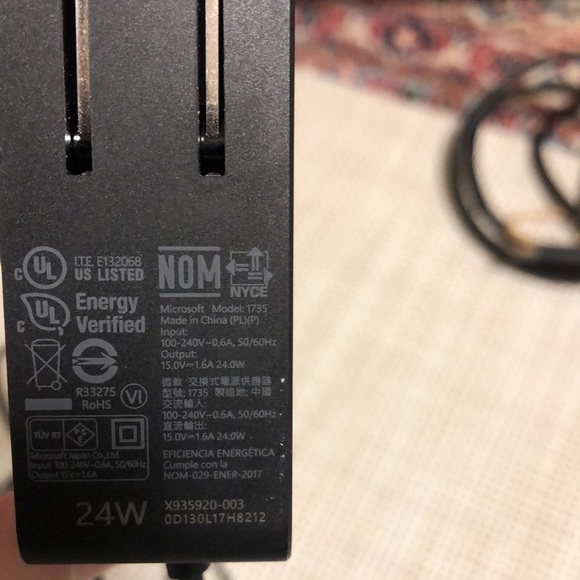 Microsoft tablet charger - Picture 7 of 7